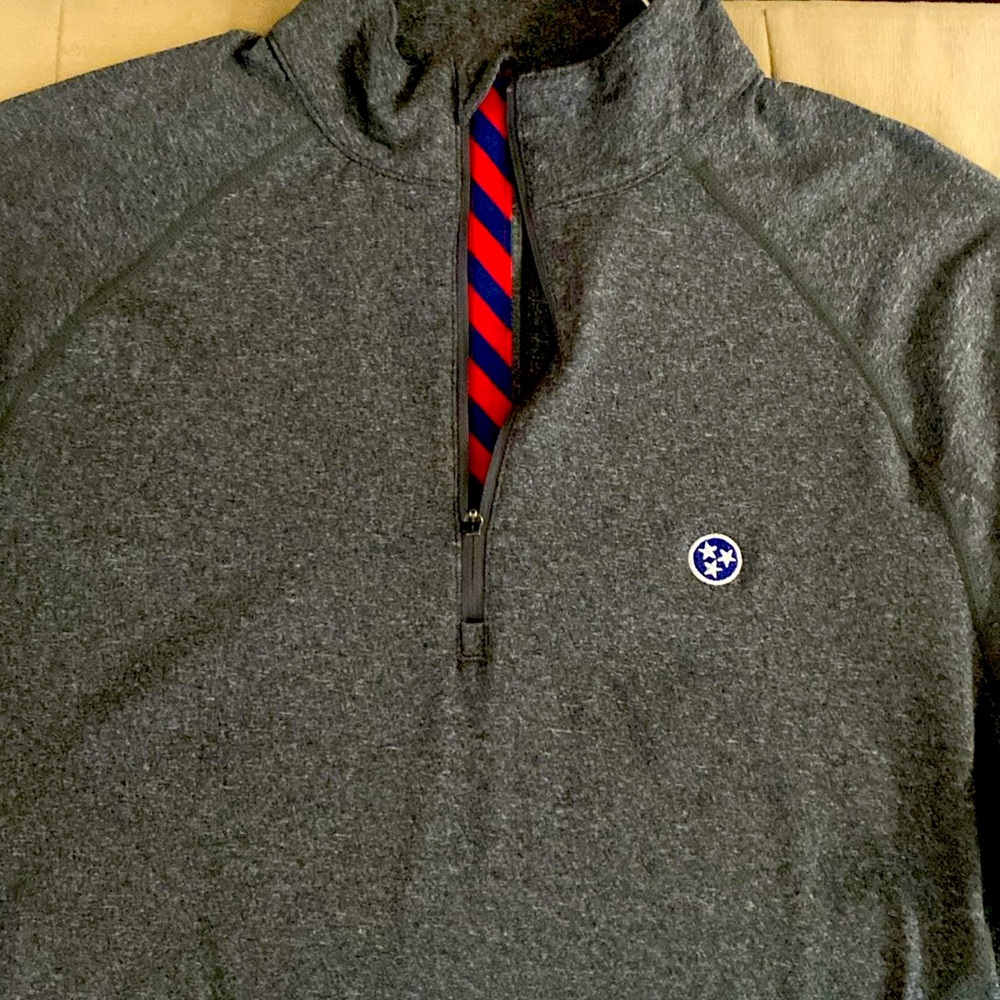 EUC men’s Size S quarter zip